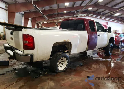 2008 Chevrolet Silverado C1500 из США, поврежденный, VIN 1GCEC19J98E144613